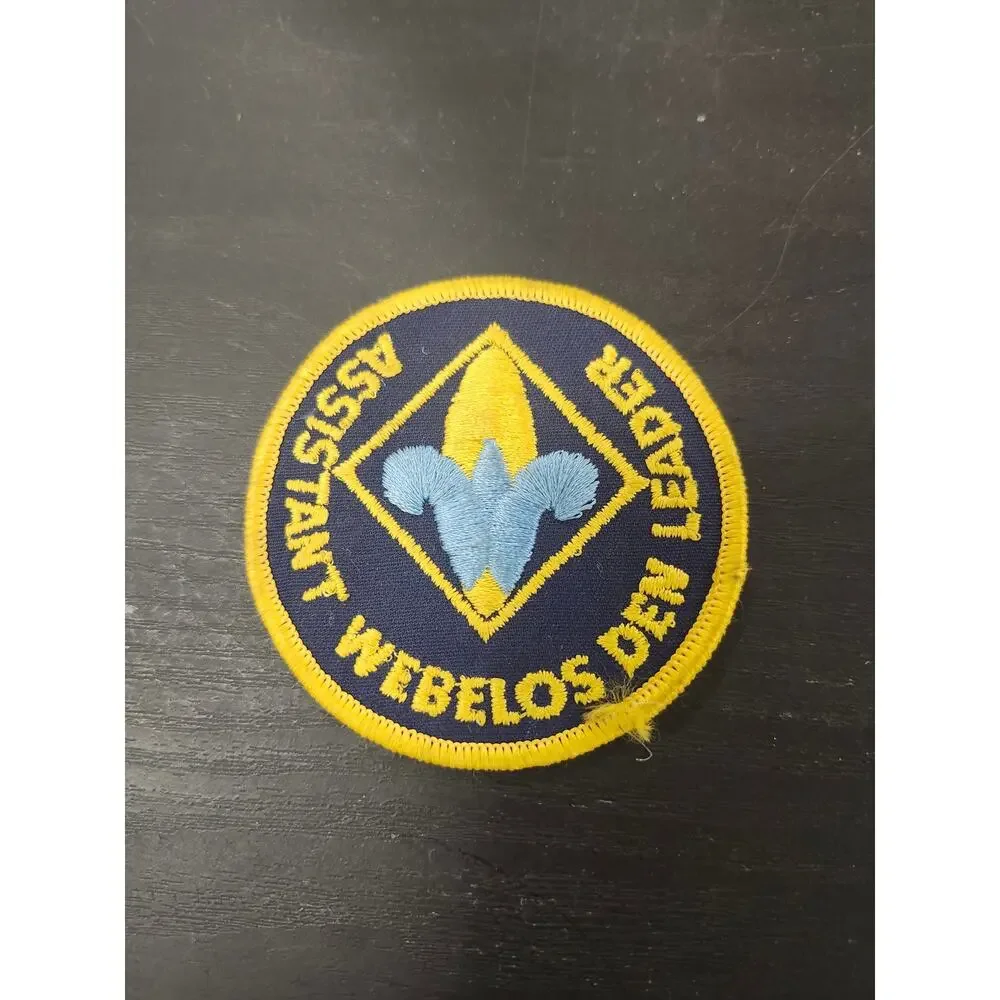 Vintage BSA Assistant Webelos Den Leader Patch Boy Scouts Round Uniform Badge